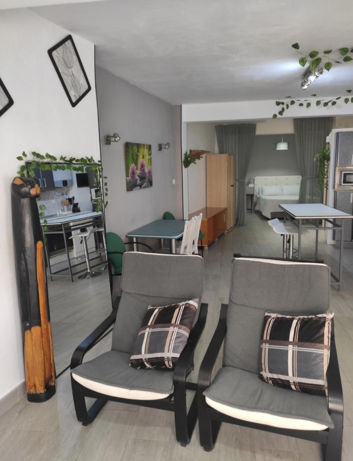 Loft Centro Con Parking Gratis Y Azotea Chillout Gratis! Appartement Talavera de la Reina Buitenkant foto